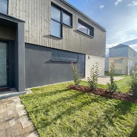 Chez Fernand A Maison Neuve Confort Avec Jardin Et Parking Inclus Будинок відпочинку *