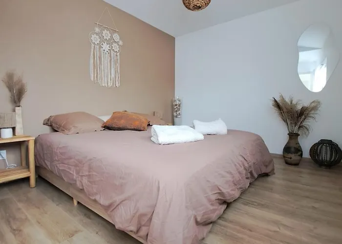 Casa vacanze Chez Fernand à Maison Neuve Confort Avec Jardin Et Parking Inclus