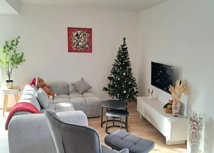 Chez Fernand A Maison Neuve Confort Avec Jardin Et Parking Inclus Holiday home